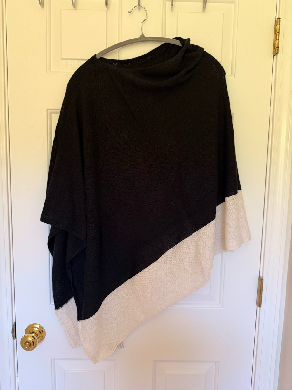 NWOT J. Crew Black and Cream Diagonal Colorblock Poncho